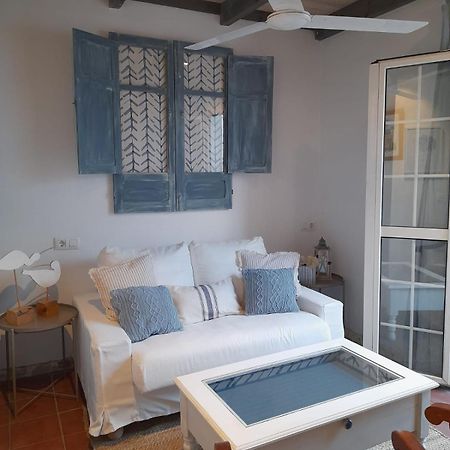 Villa Oliva Sanlúcar la Mayor Exteriör bild